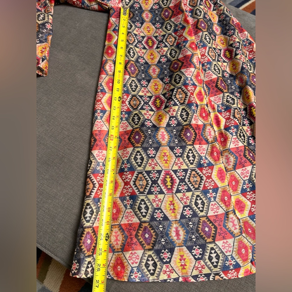 Boutique Aztec boho print culotte wide leg pants size Large - Picture 7 of 8